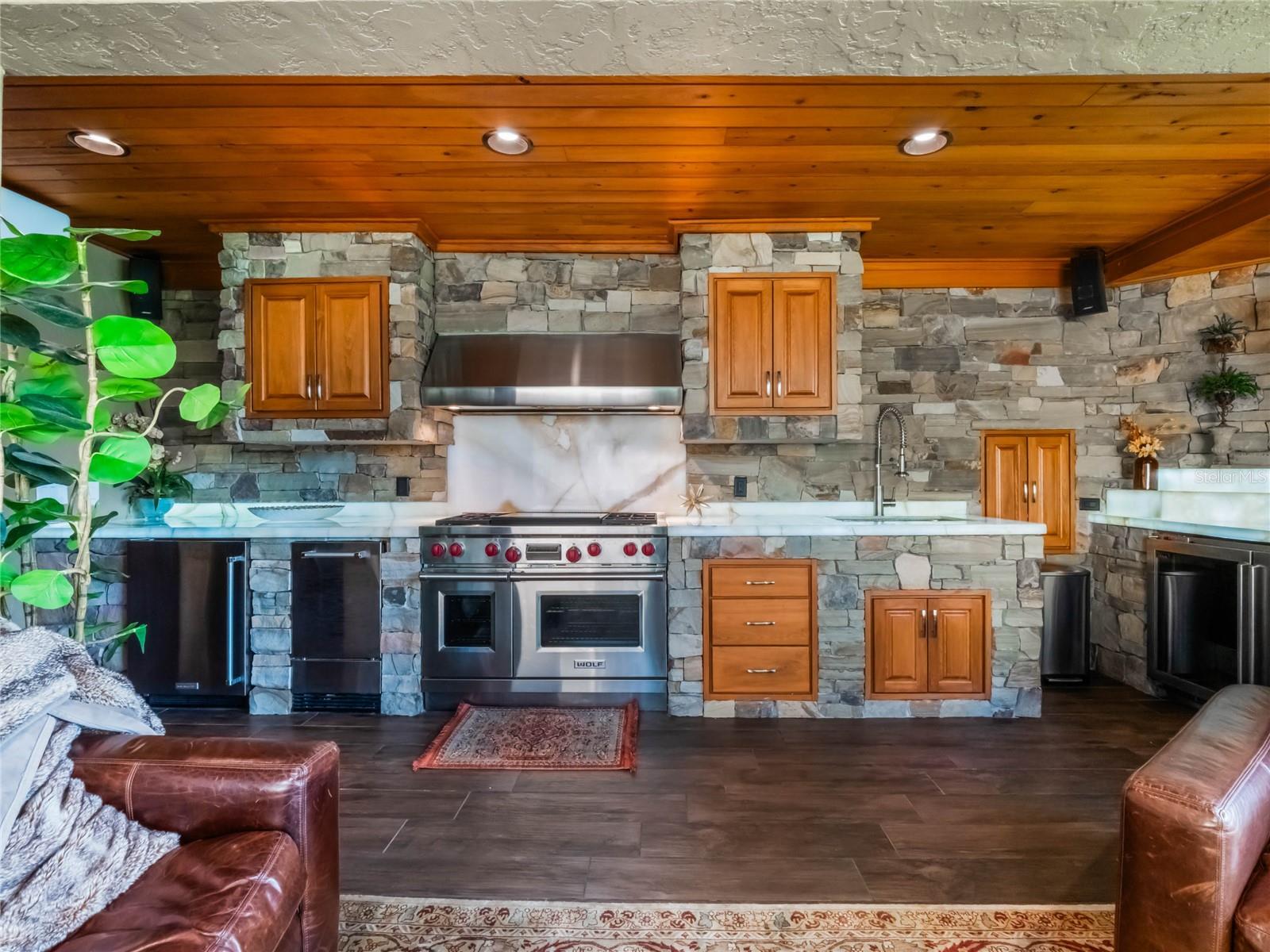 1945 OVERLOOK DR, MOUNT DORA, FL, 32757