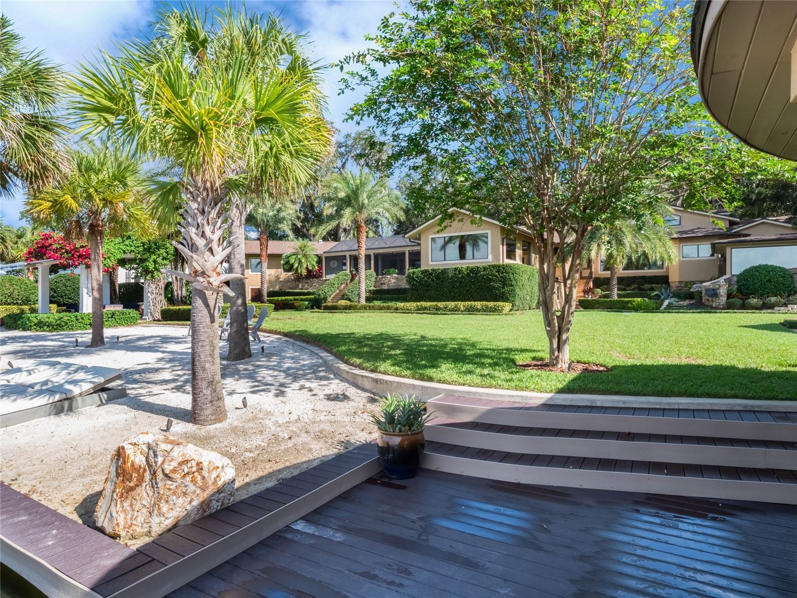 1945 OVERLOOK DR, MOUNT DORA, FL, 32757