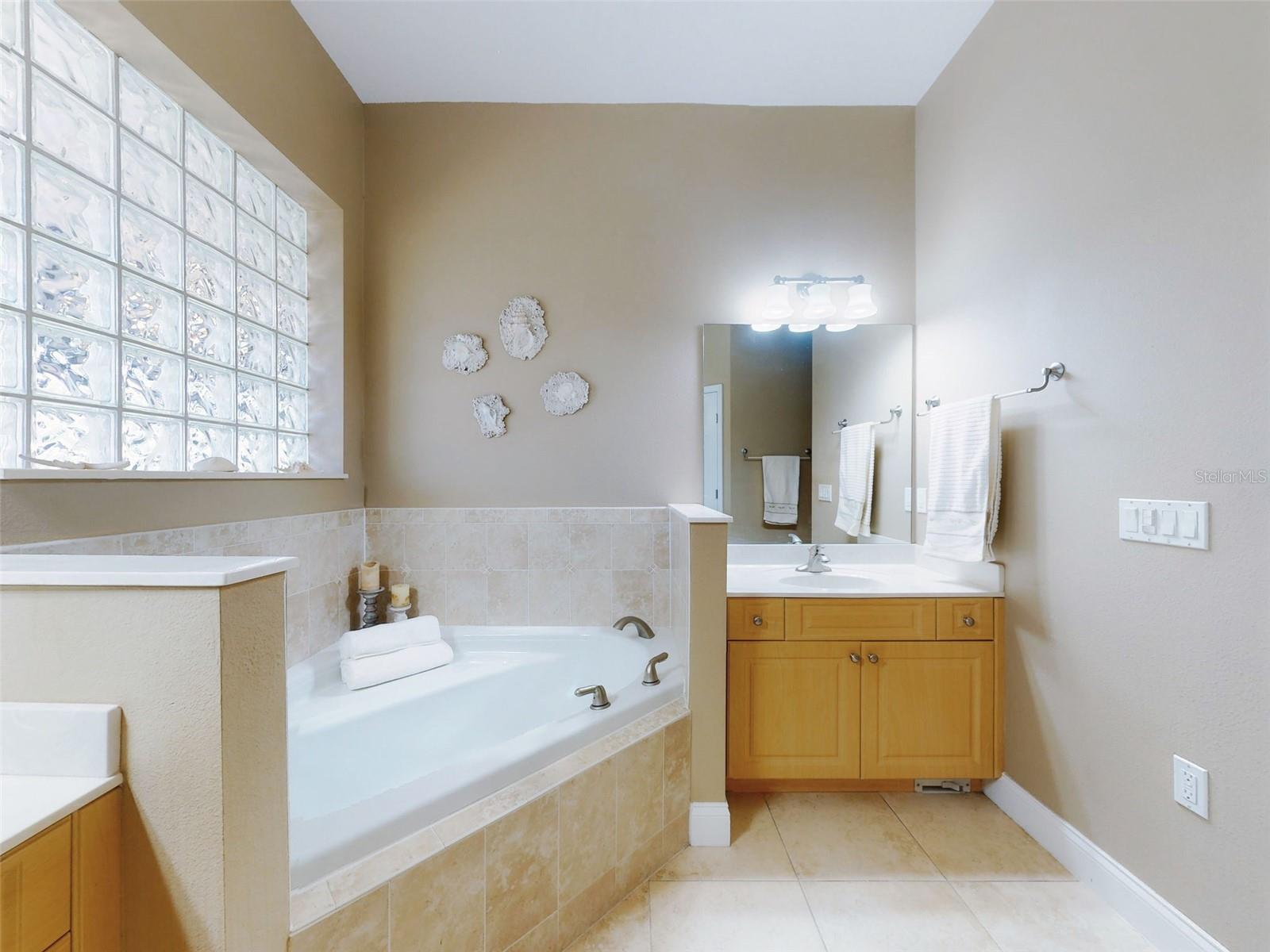 734 ALDENWOOD TRL, NEW SMYRNA BEACH, FL, 32168