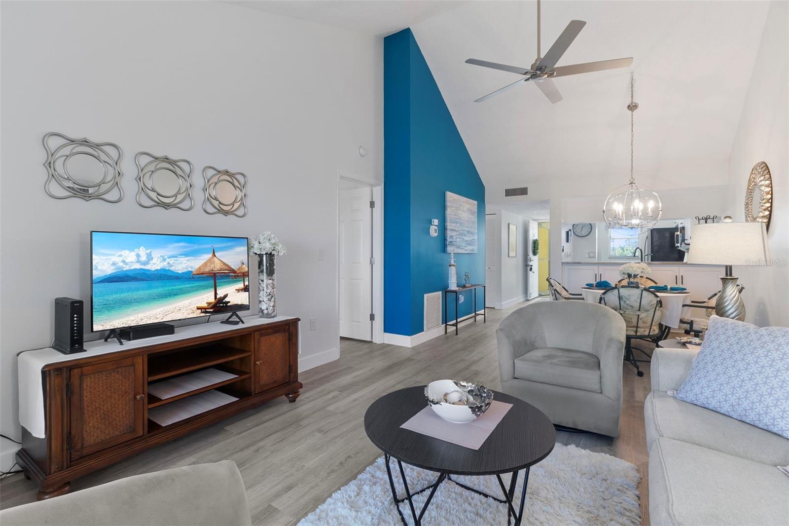 406 CERROMAR CIR N #326, VENICE, FL, 34293