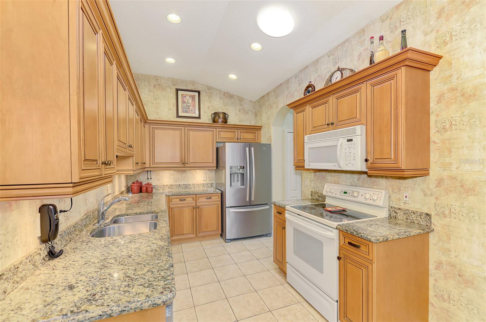 335 AUBURN WOODS CIR, VENICE, FL, 34292
