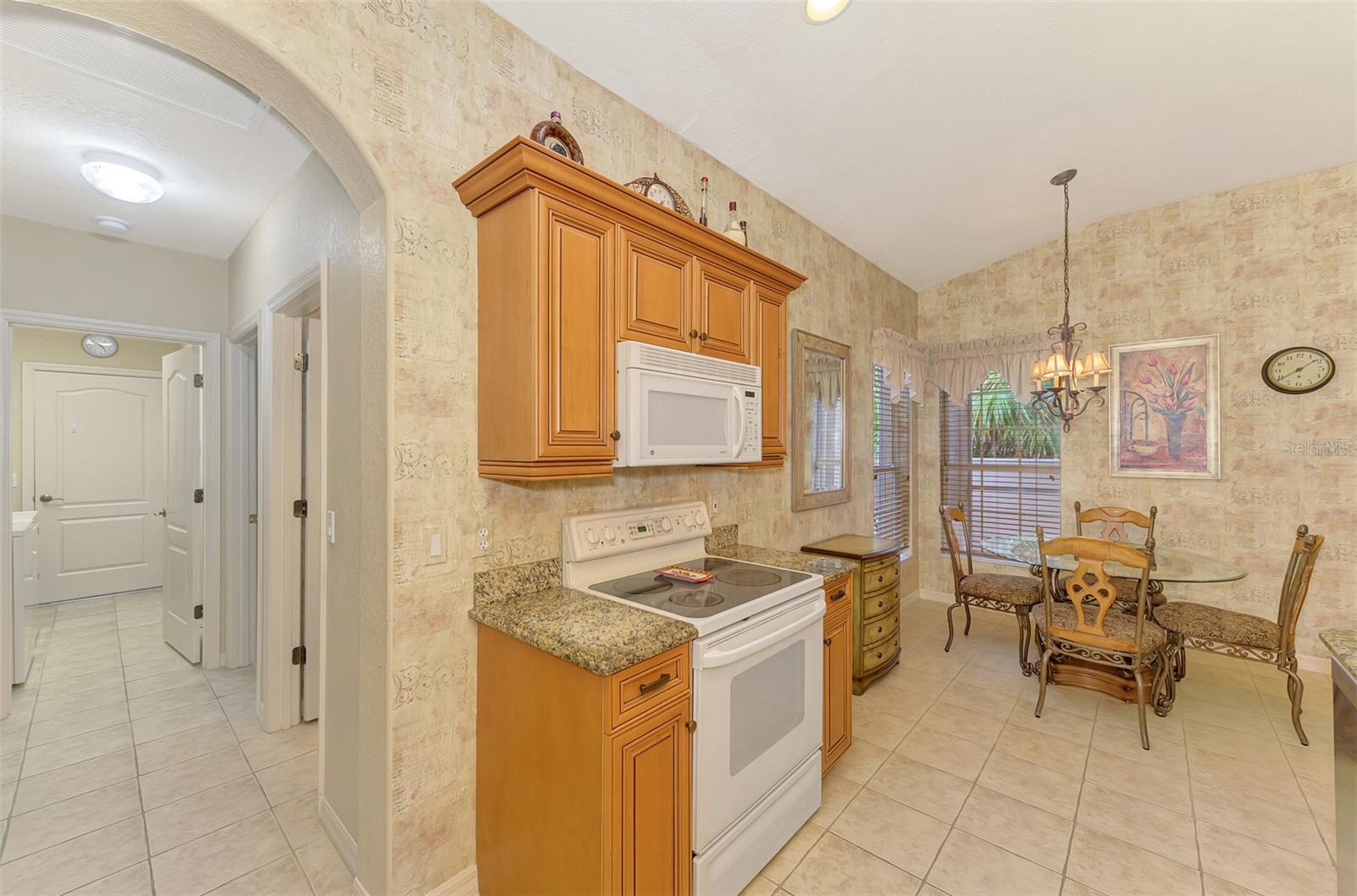 335 AUBURN WOODS CIR, VENICE, FL, 34292