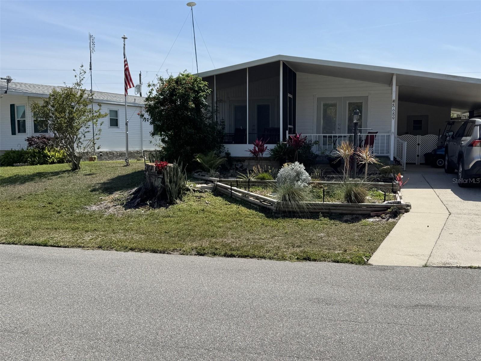 8689 BREEZE HILL DR, LAKE WALES, FL, 33898