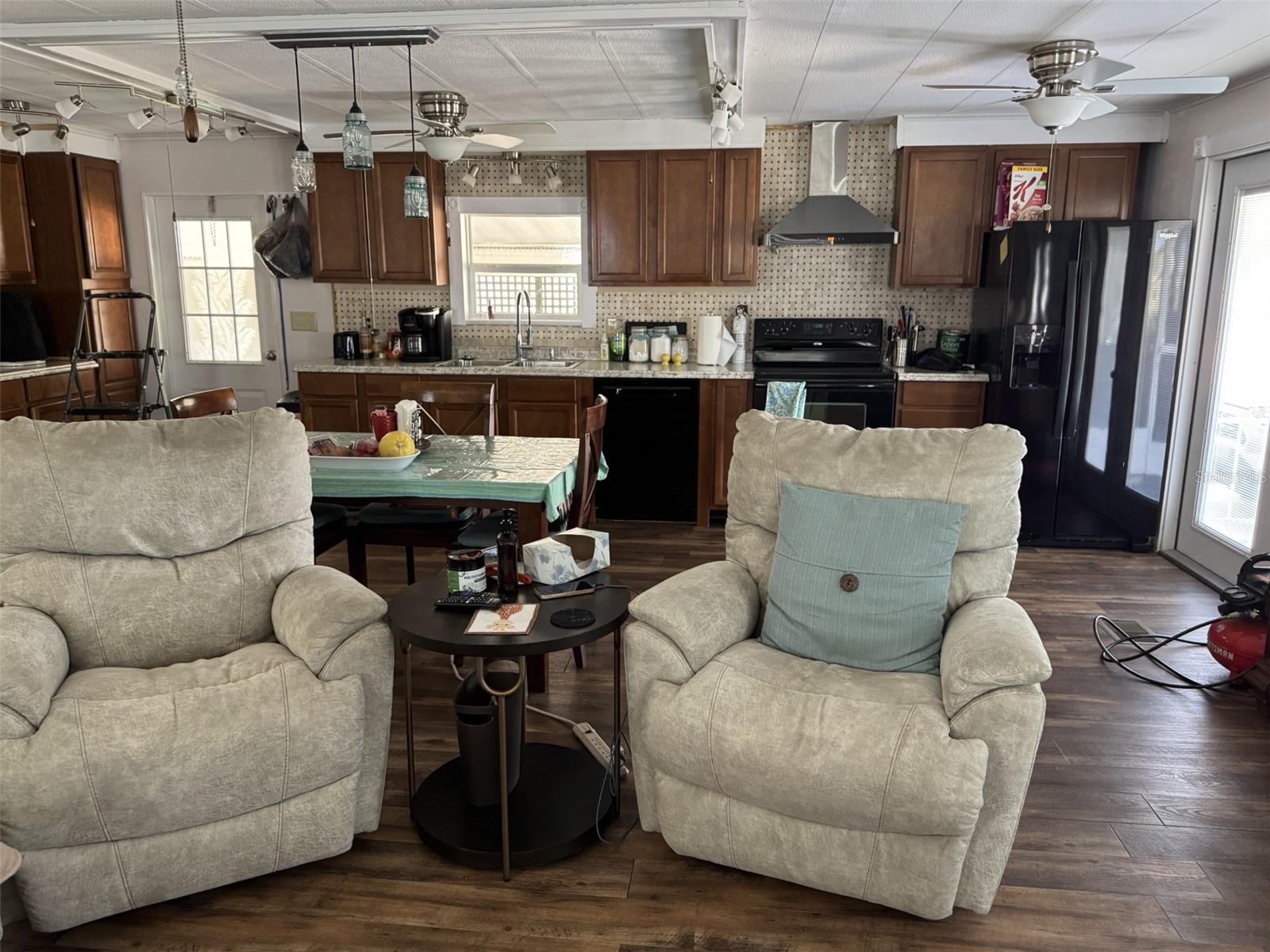 8689 BREEZE HILL DR, LAKE WALES, FL, 33898