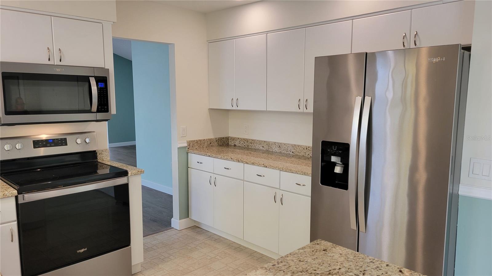 3520 57TH AVENUE CIR W #10, BRADENTON, FL, 34210