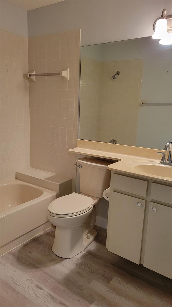 3520 57TH AVENUE CIR W #10, BRADENTON, FL, 34210
