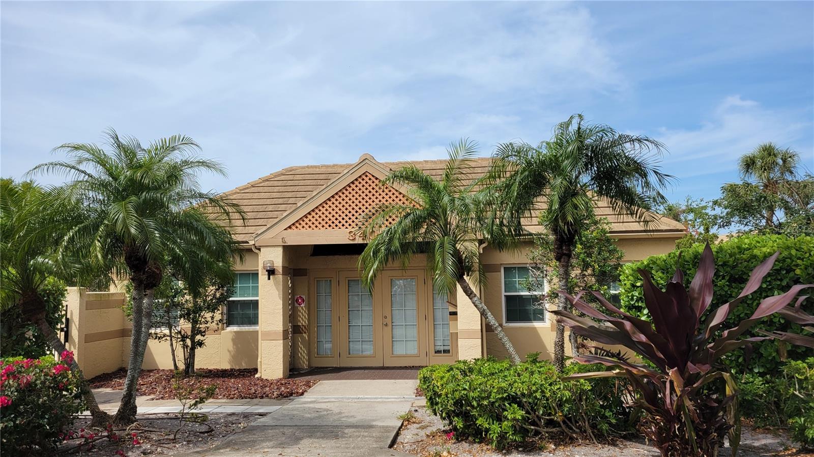 3520 57TH AVENUE CIR W #10, BRADENTON, FL, 34210