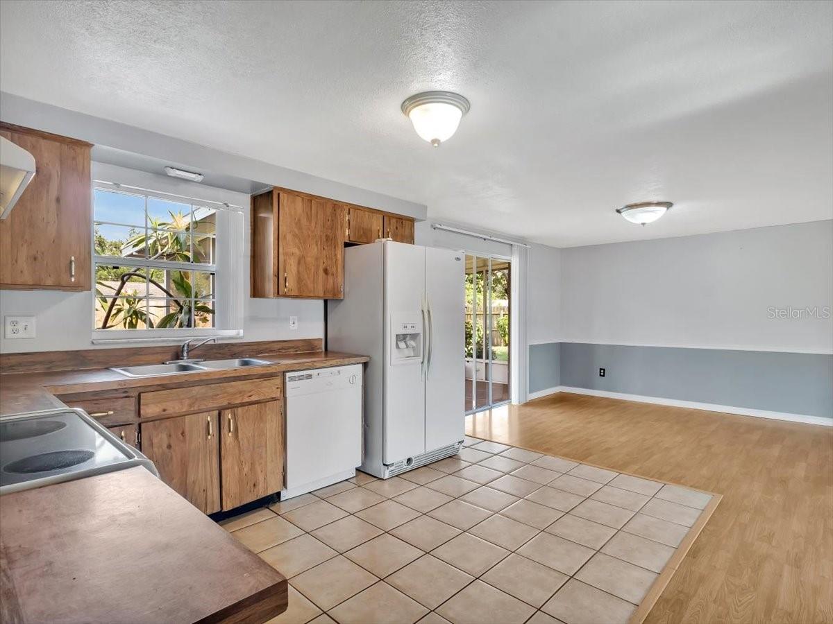 909 KIRKCALDY WAY, VALRICO, FL, 33594