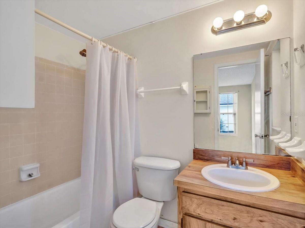 909 KIRKCALDY WAY, VALRICO, FL, 33594