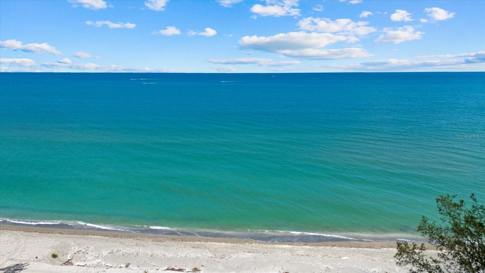 8440 SANDERLING RD, SARASOTA, FL, 34242