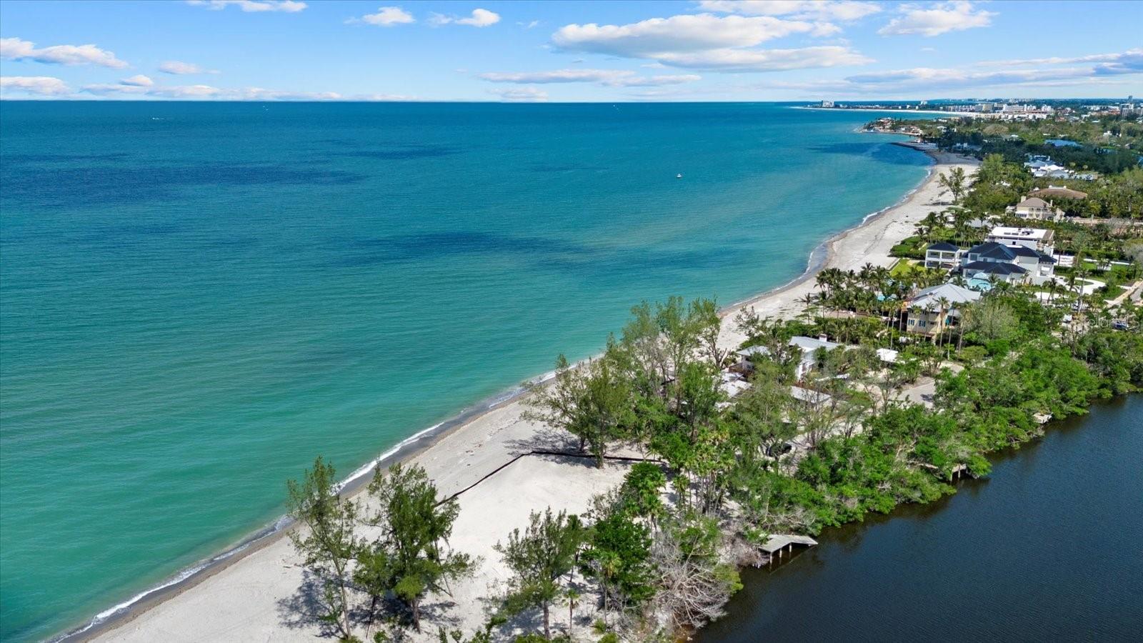 8440 SANDERLING RD, SARASOTA, FL, 34242