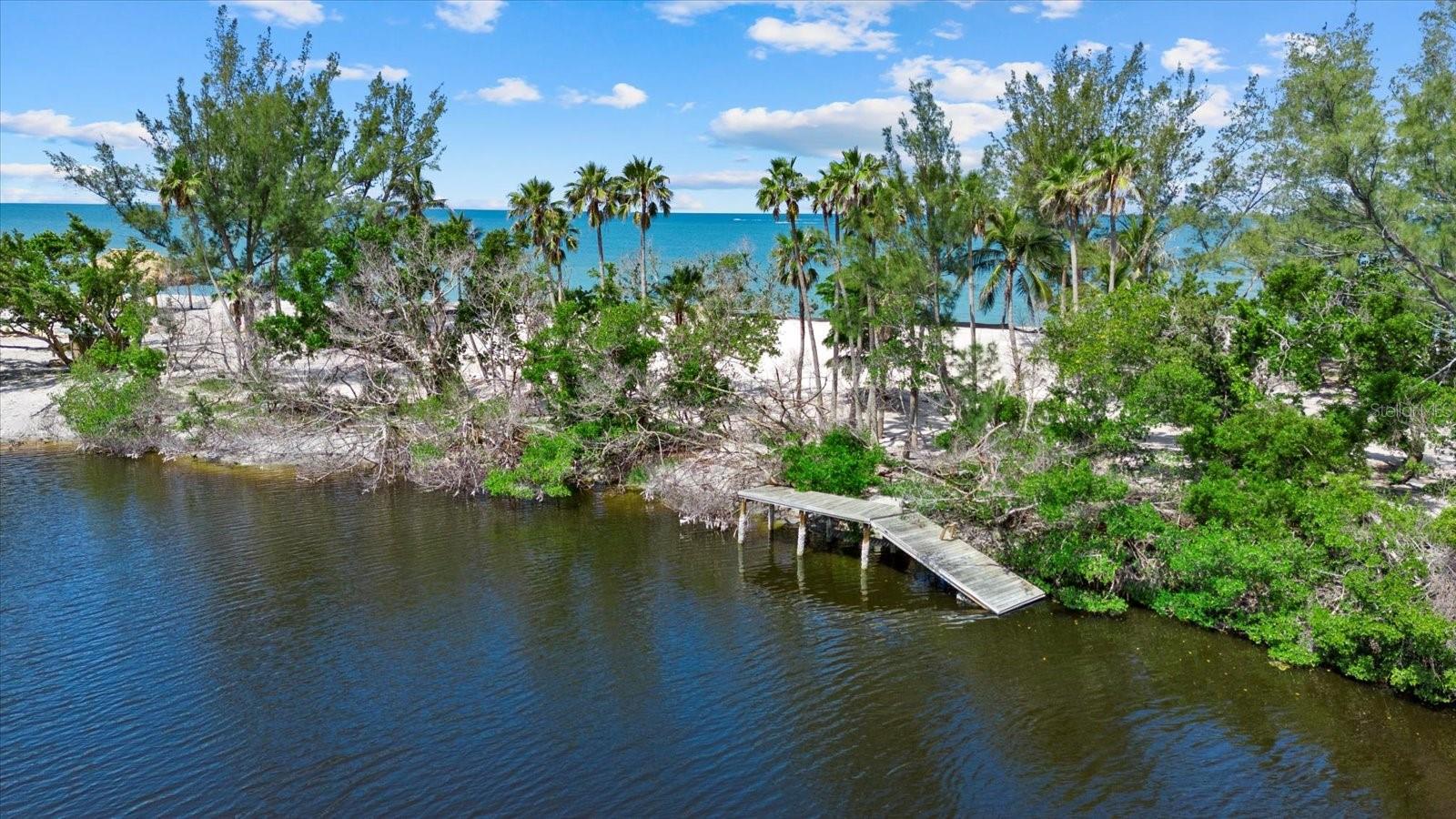 8440 SANDERLING RD, SARASOTA, FL, 34242