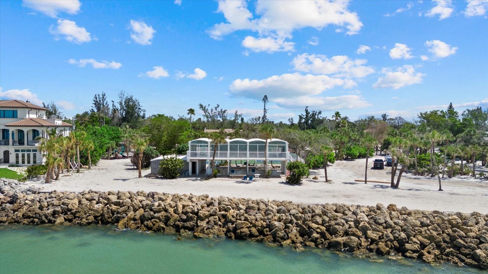 8440 SANDERLING RD, SARASOTA, FL, 34242