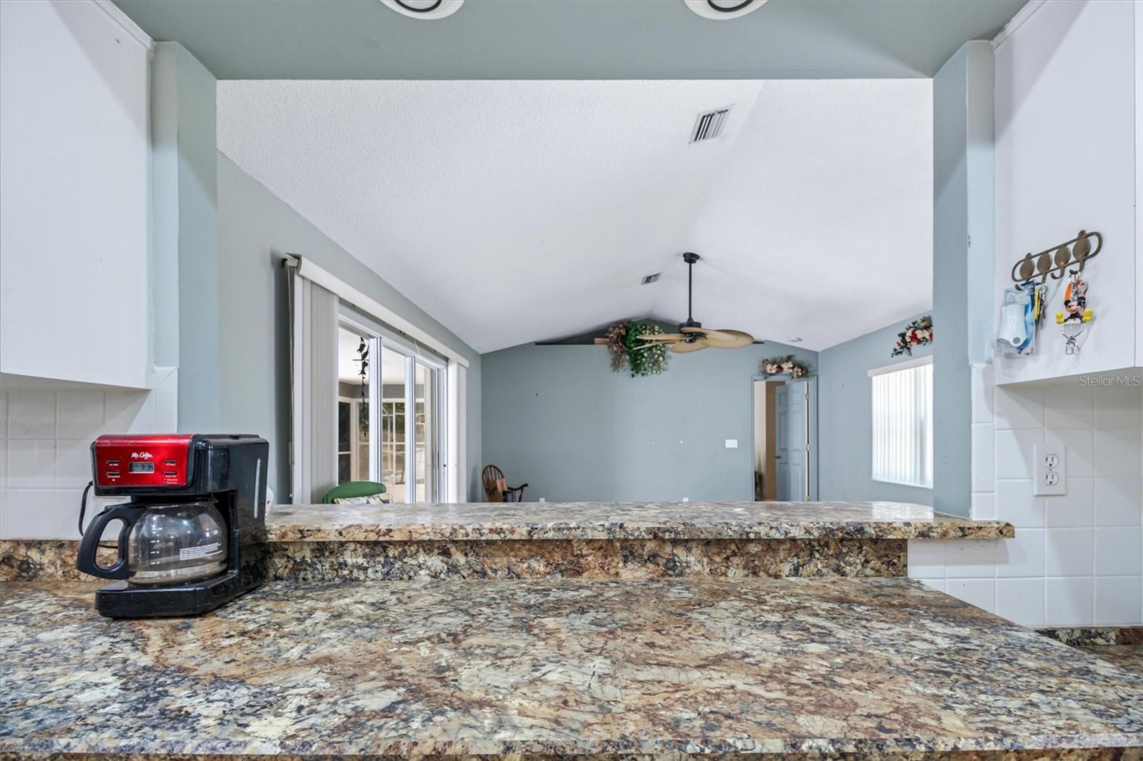 11 WHITE HAVEN LN, PALM COAST, FL, 32164