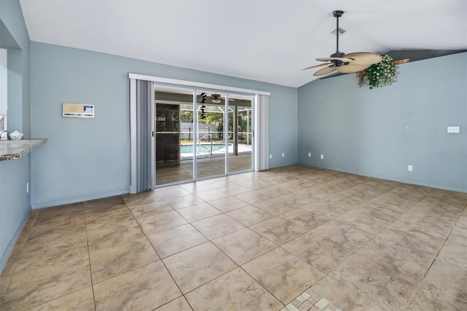 11 WHITE HAVEN LN, PALM COAST, FL, 32164