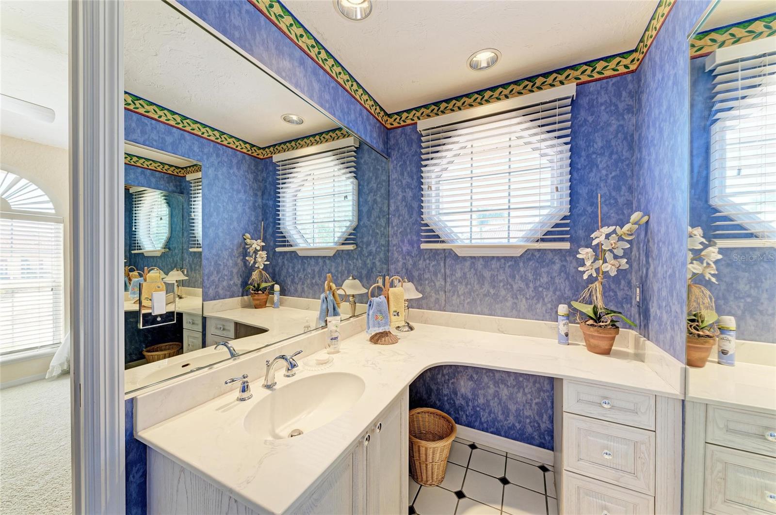 3303 SABAL COVE CIR, LONGBOAT KEY, FL, 34228