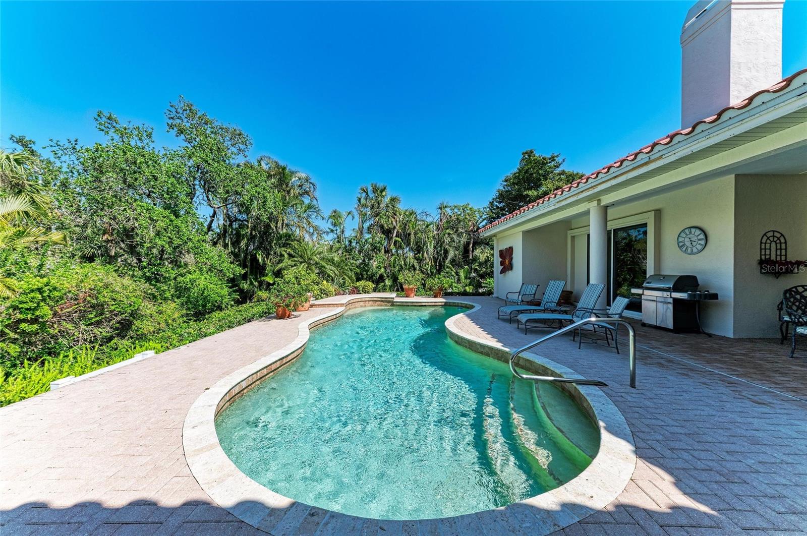 3303 SABAL COVE CIR, LONGBOAT KEY, FL, 34228