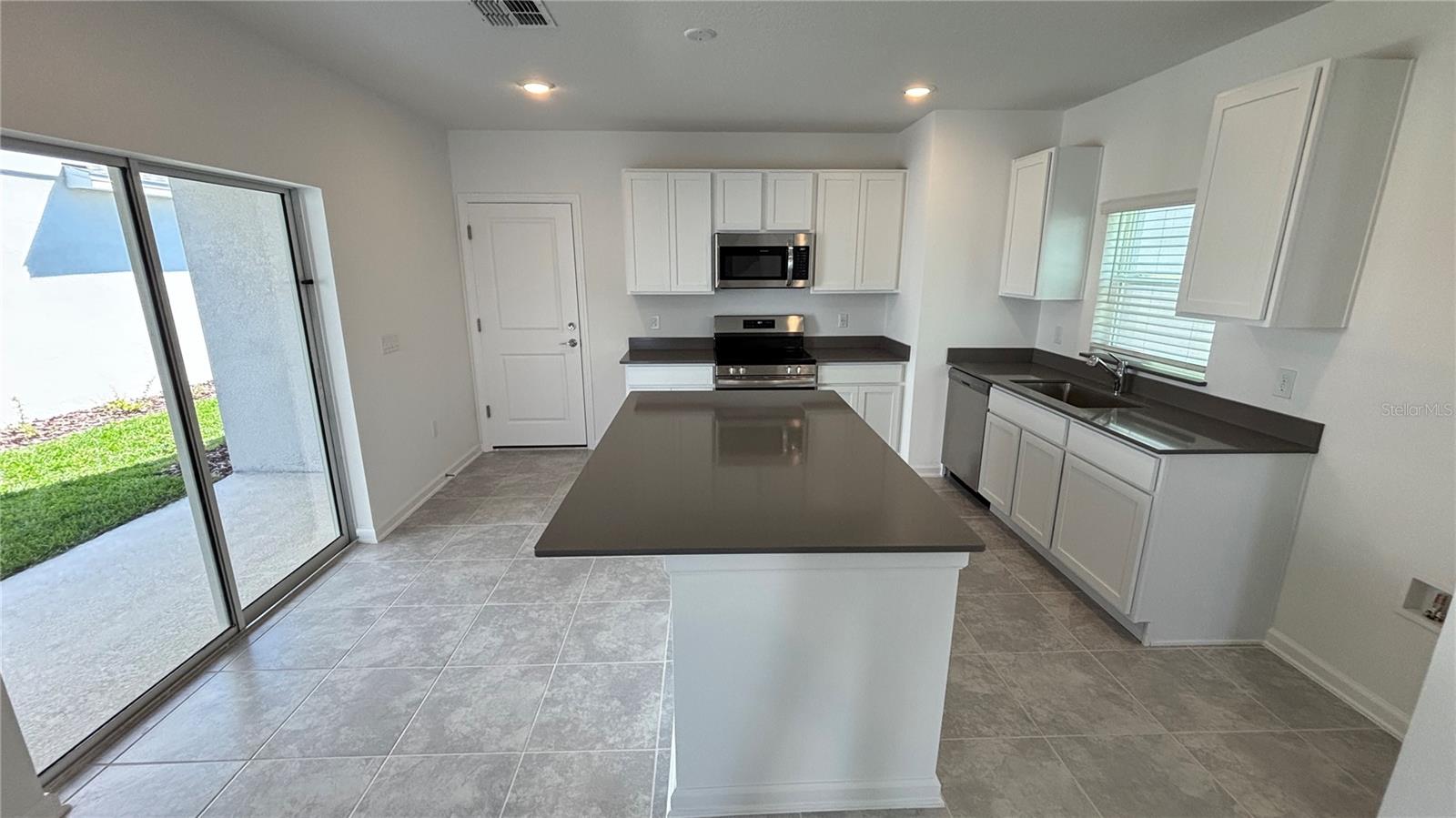6617 WILLOW VIEW AVE, ORLANDO, FL, 32829
