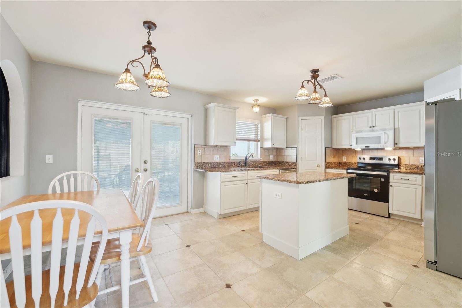 10530 MARONDA DR, RIVERVIEW, FL, 33569