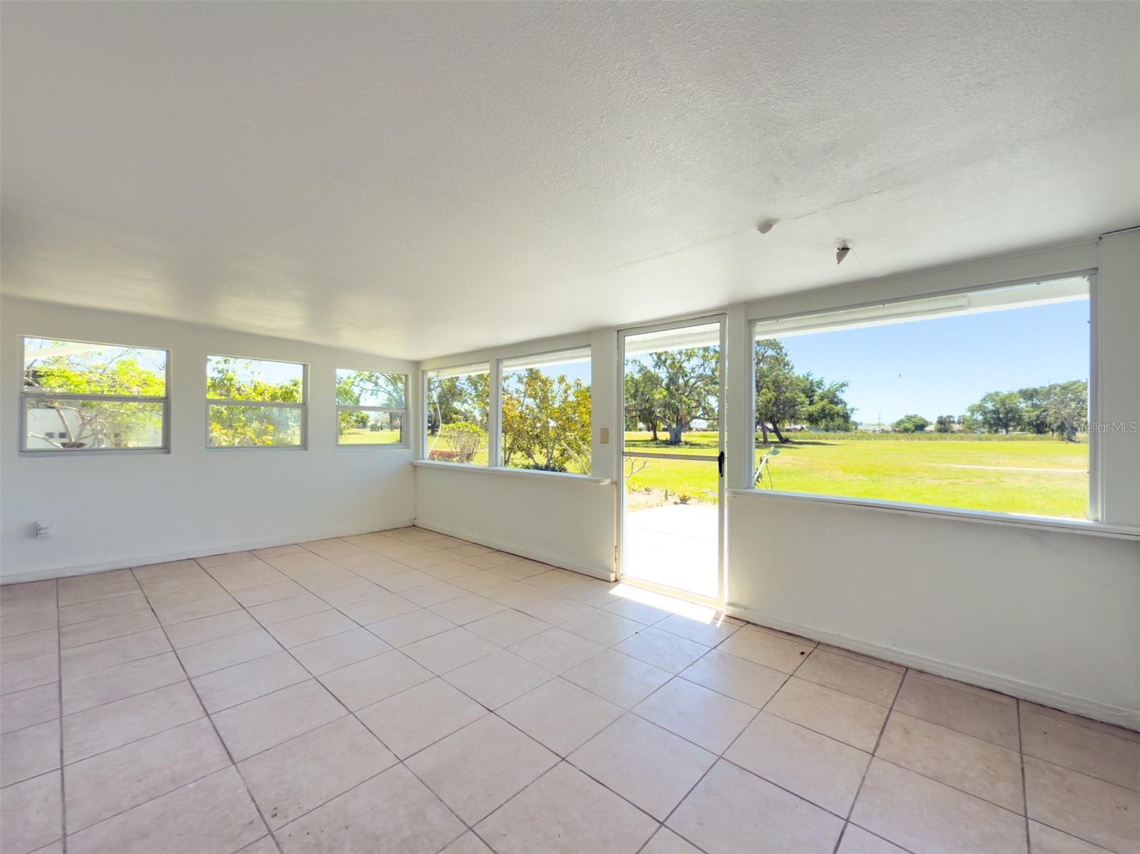 688 ALLEGHENY DR, SUN CITY CENTER, FL, 33573