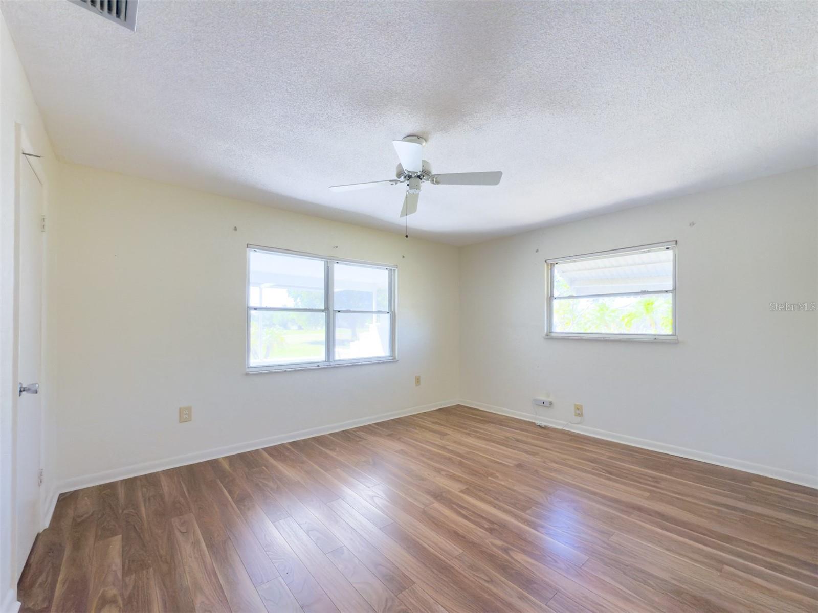 688 ALLEGHENY DR, SUN CITY CENTER, FL, 33573