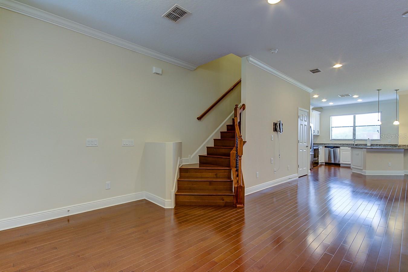 11676 CROWNED SPARROW LN, TAMPA, FL, 33626