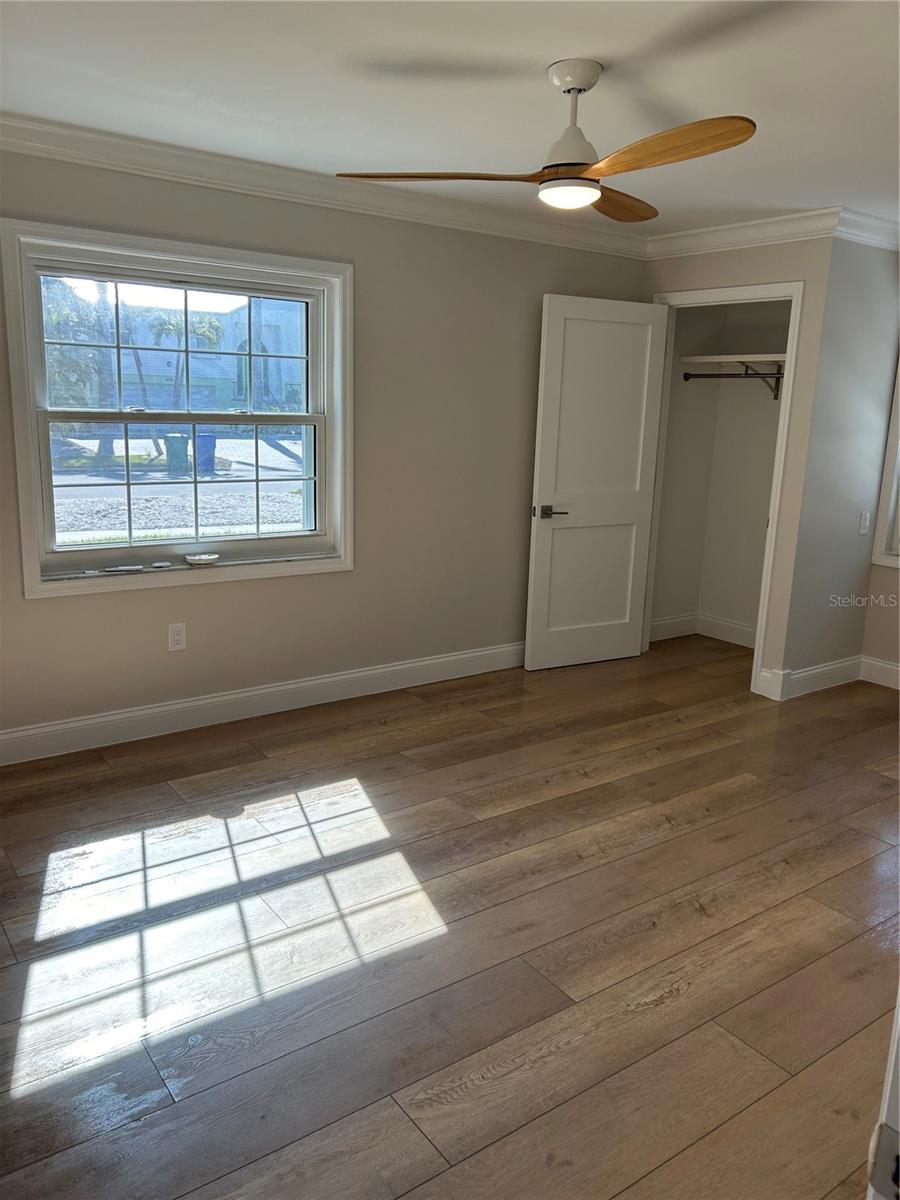691 RUSSELL ST, LONGBOAT KEY, FL, 34228