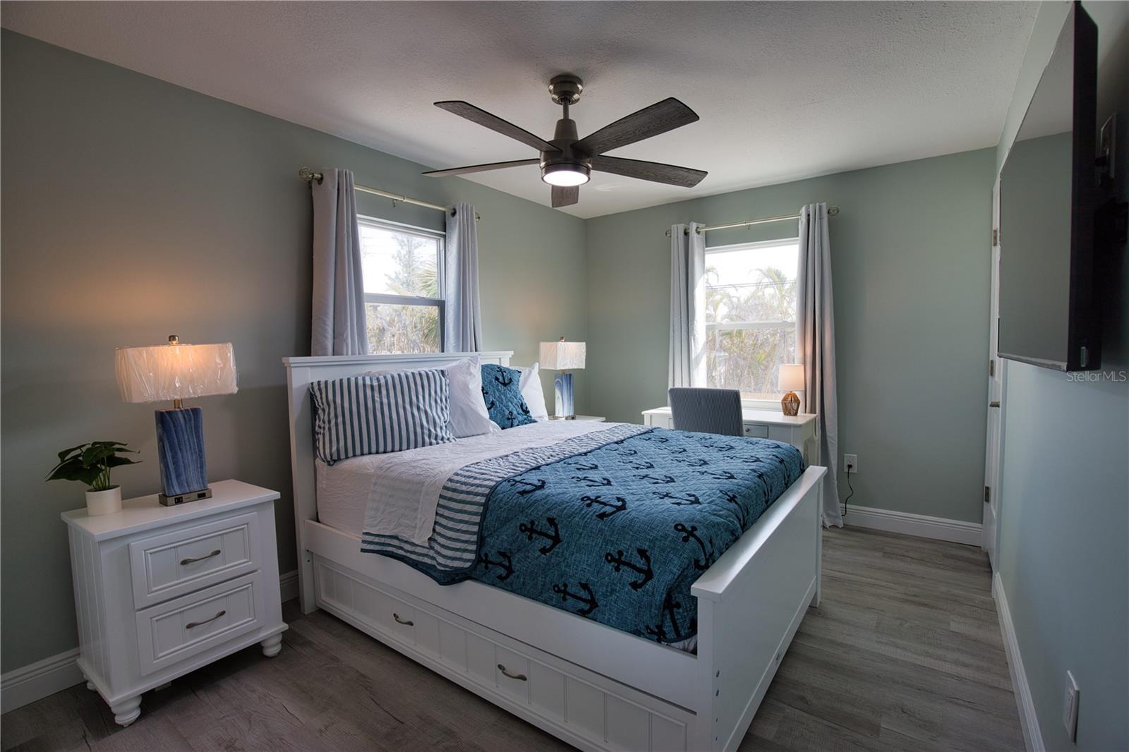 1107 SHORE VIEW DR, ENGLEWOOD, FL, 34223