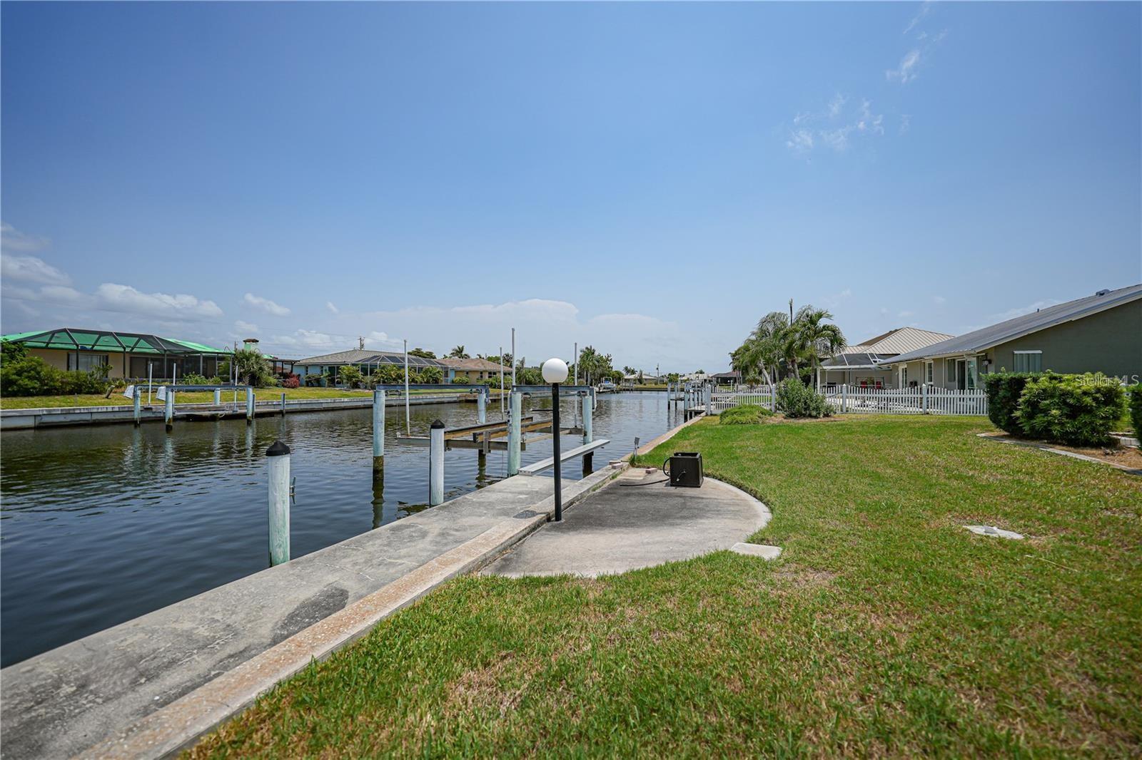 830 NAPOLI LN, PUNTA GORDA, FL, 33950