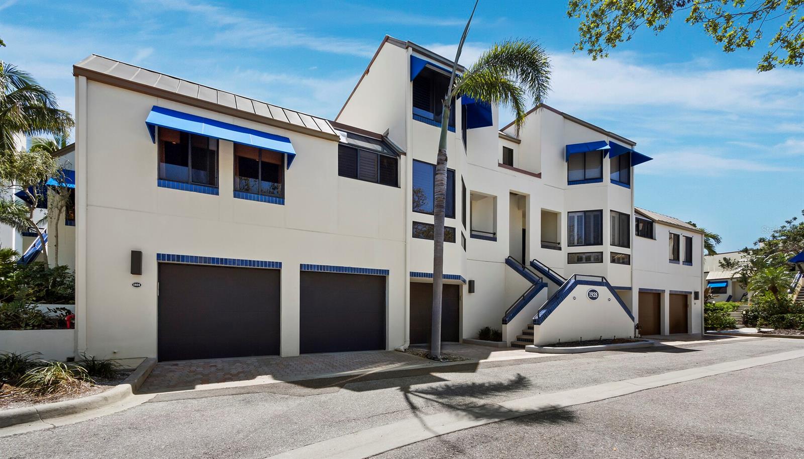 1928 HARBOURSIDE DR #1404, LONGBOAT KEY, FL, 34228