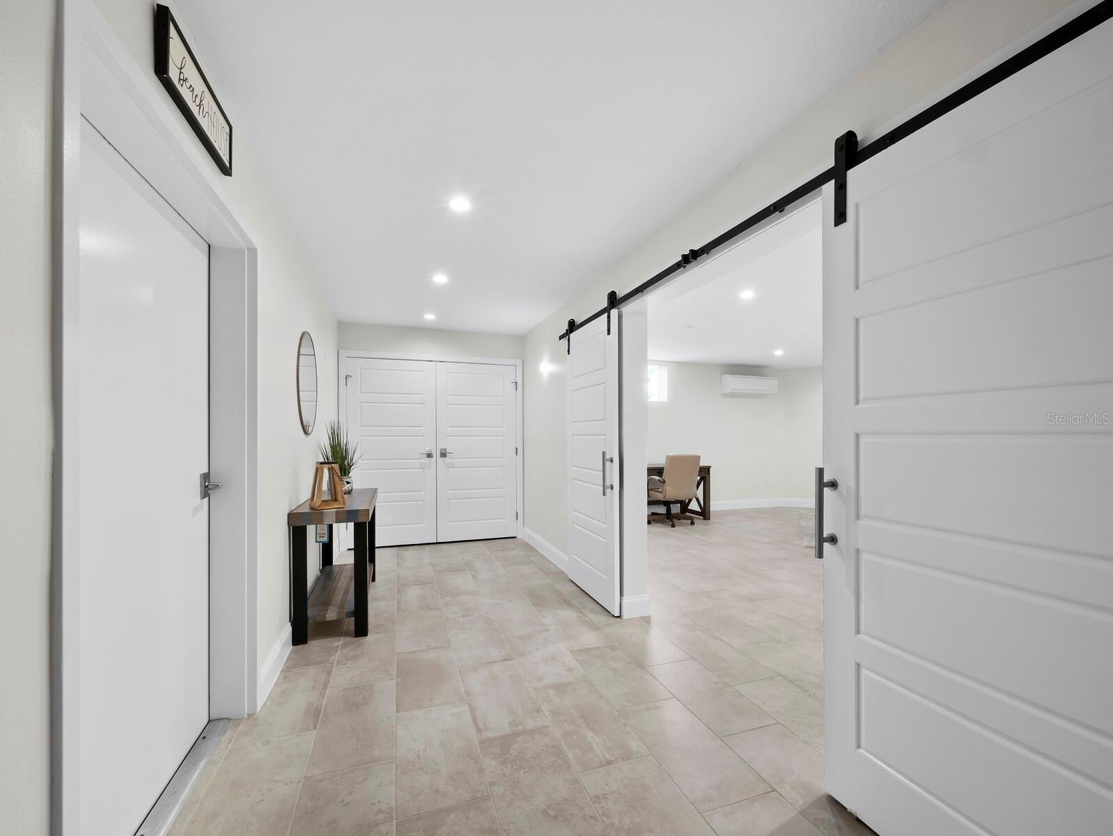 1928 HARBOURSIDE DR #1404, LONGBOAT KEY, FL, 34228