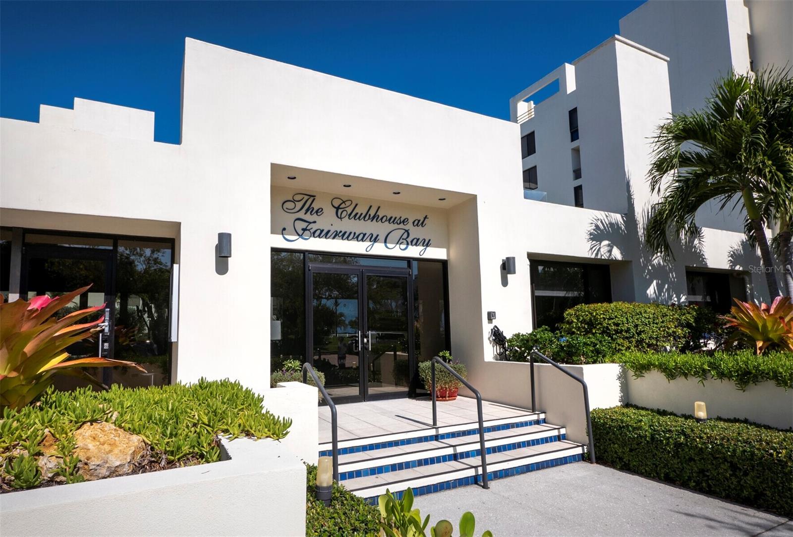 1928 HARBOURSIDE DR #1404, LONGBOAT KEY, FL, 34228