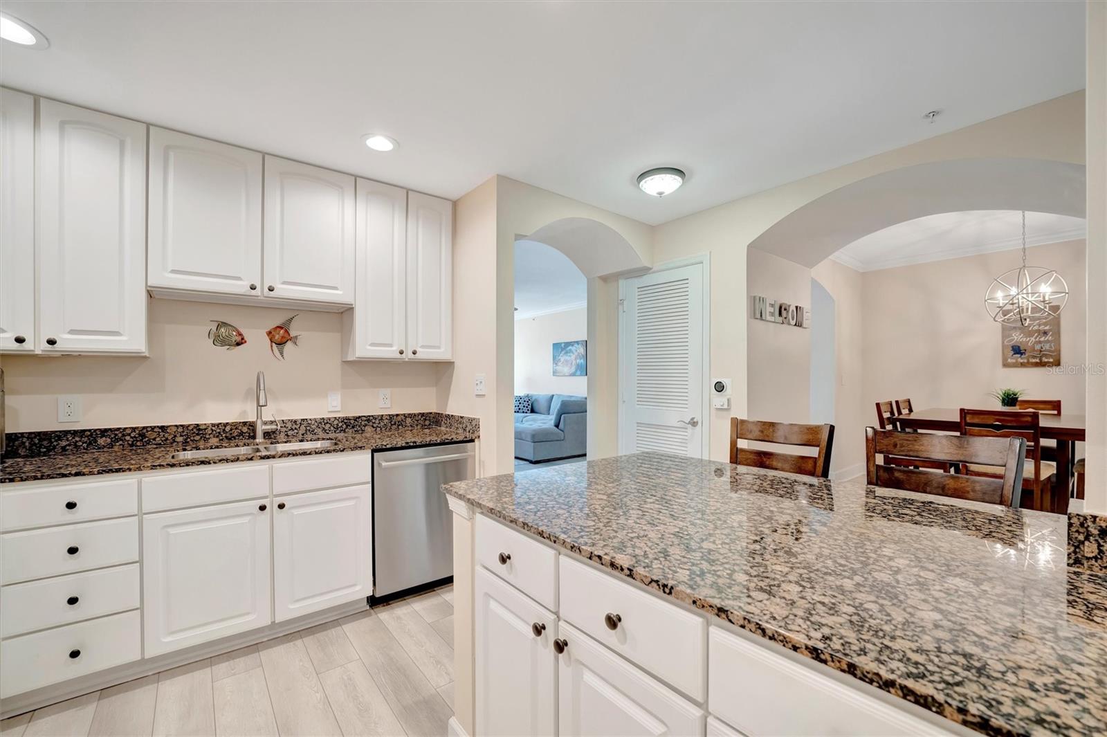 808 3RD AVE W #214, BRADENTON, FL, 34205