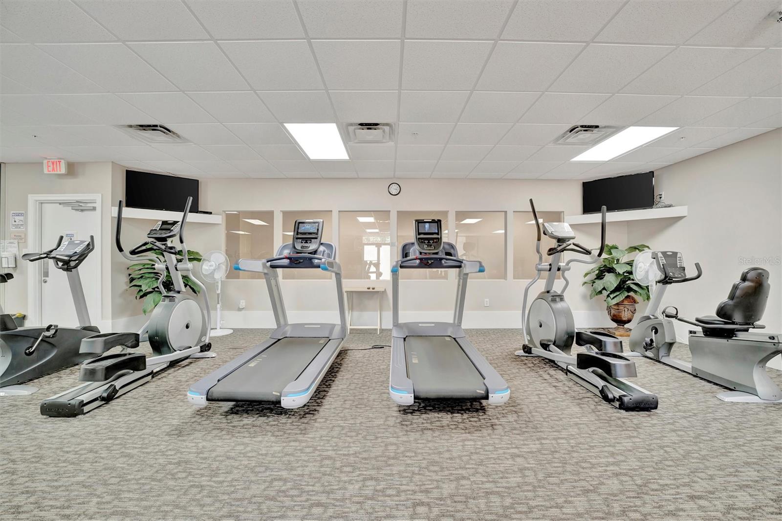 808 3RD AVE W #214, BRADENTON, FL, 34205