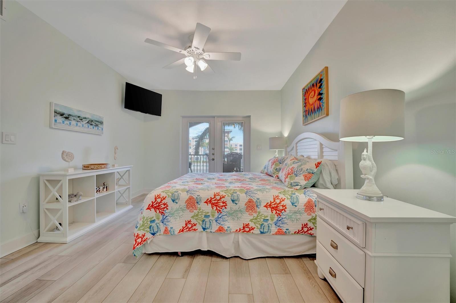 808 3RD AVE W #214, BRADENTON, FL, 34205