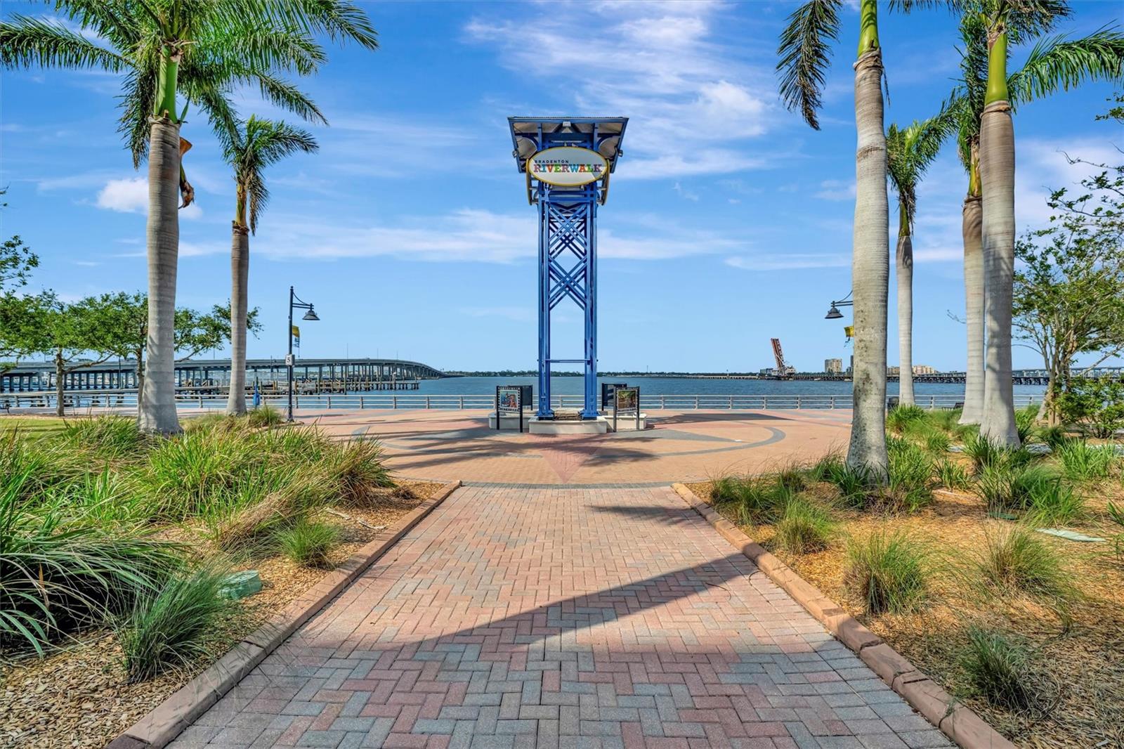 808 3RD AVE W #214, BRADENTON, FL, 34205