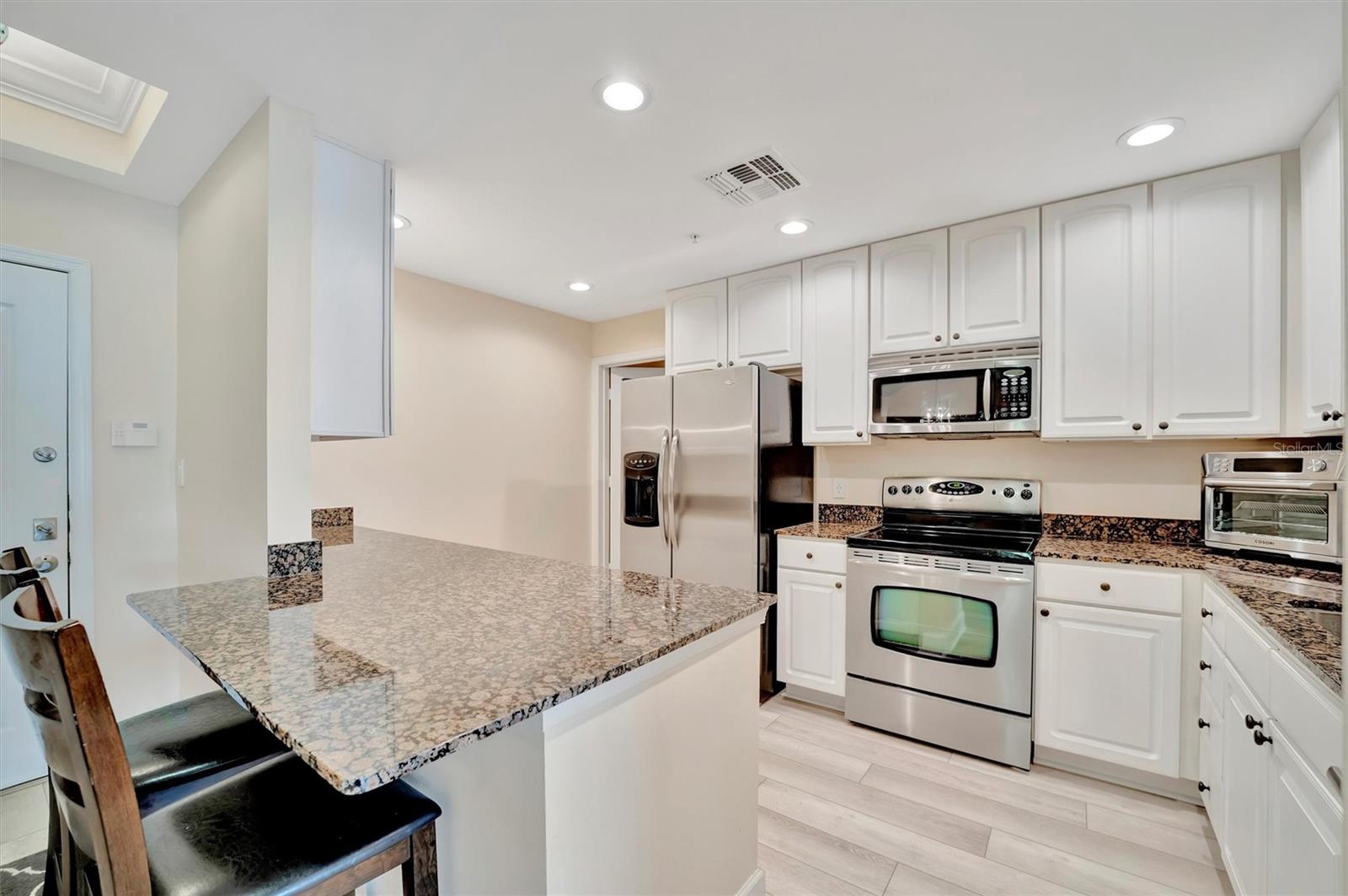 808 3RD AVE W #214, BRADENTON, FL, 34205