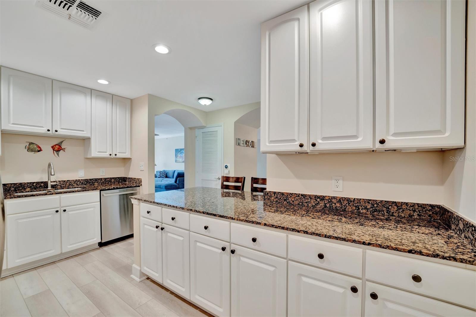 808 3RD AVE W #214, BRADENTON, FL, 34205