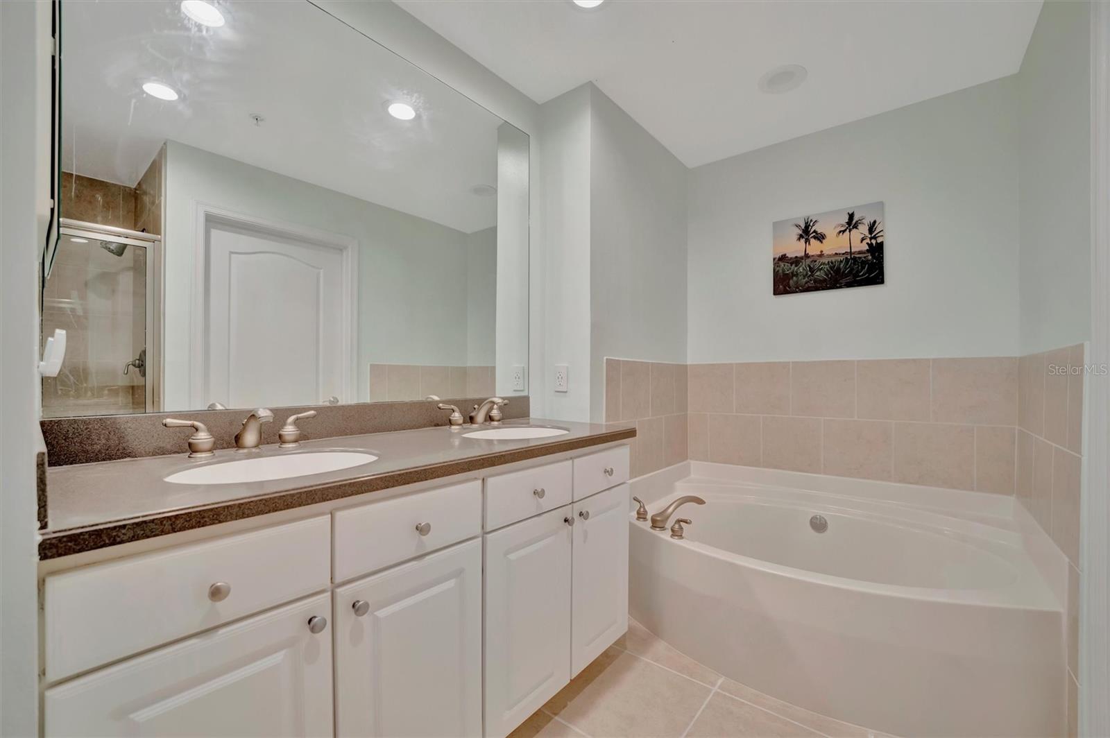 808 3RD AVE W #214, BRADENTON, FL, 34205