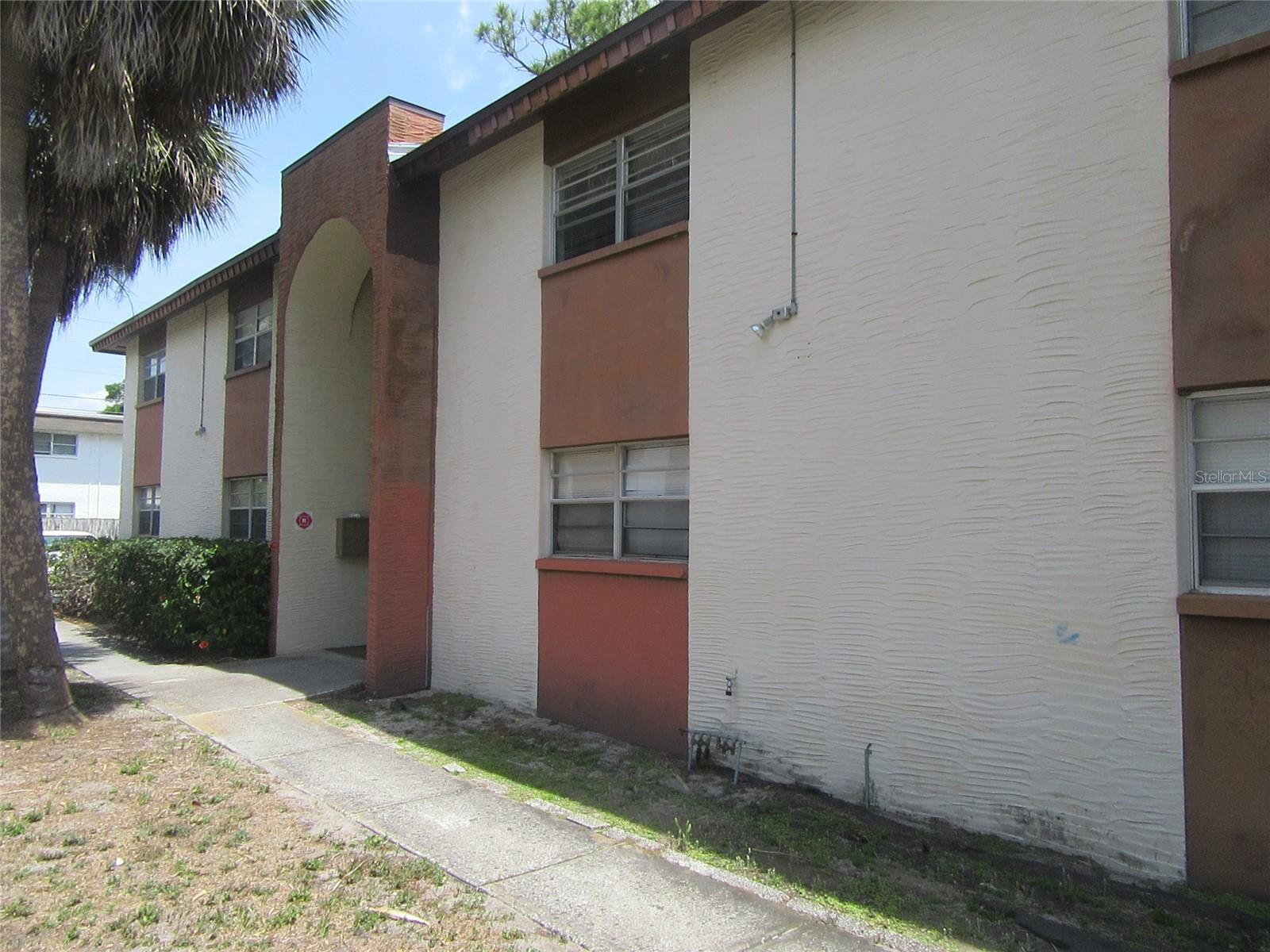 463 76TH AVE N #3, ST PETERSBURG, FL, 33702