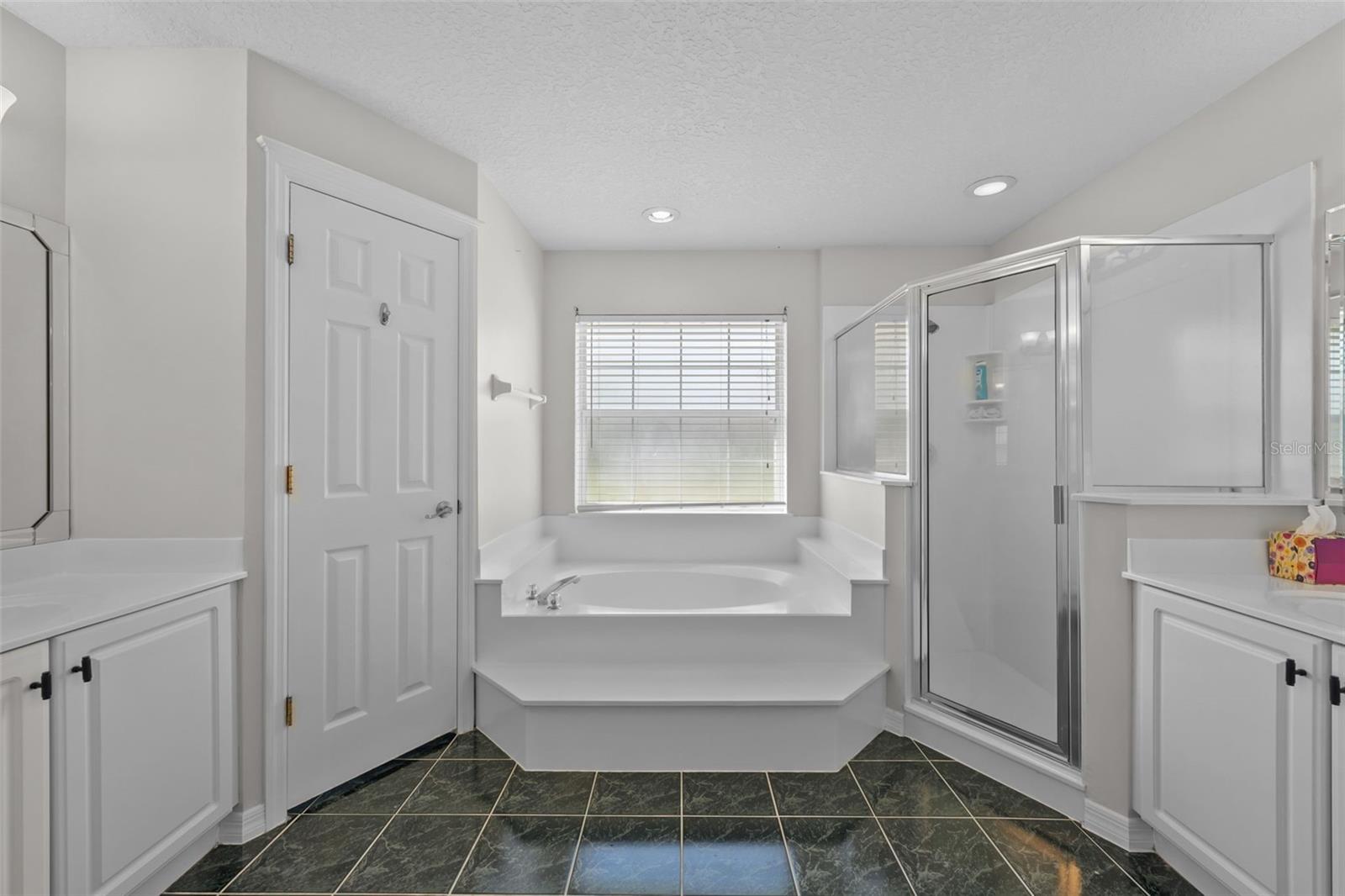 37 BASSETT LN, PALM COAST, FL, 32137