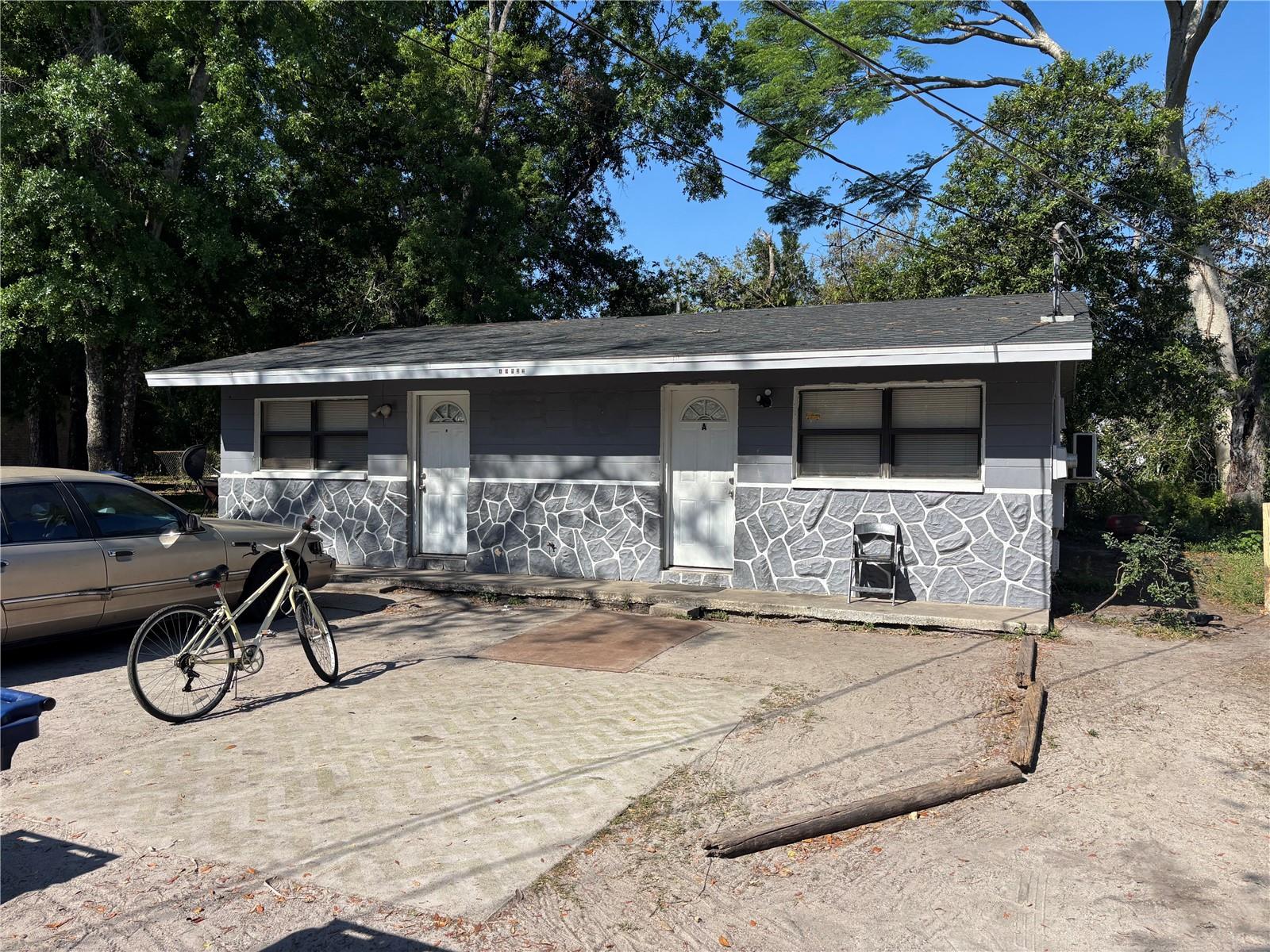 10022 N LANTANA AVE, TAMPA, FL, 33612