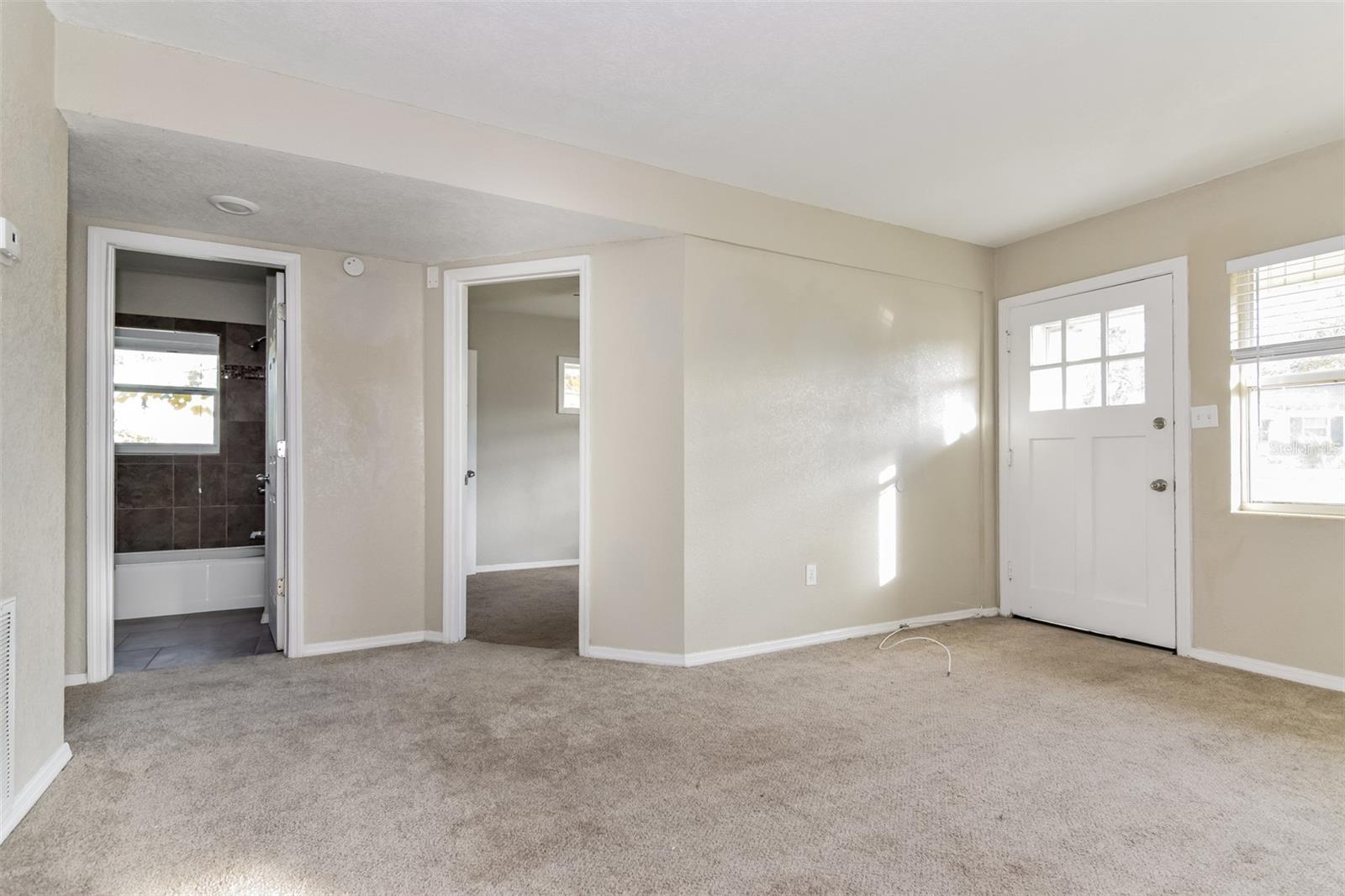 2184 COLONIAL AVE, LAKELAND, FL, 33801