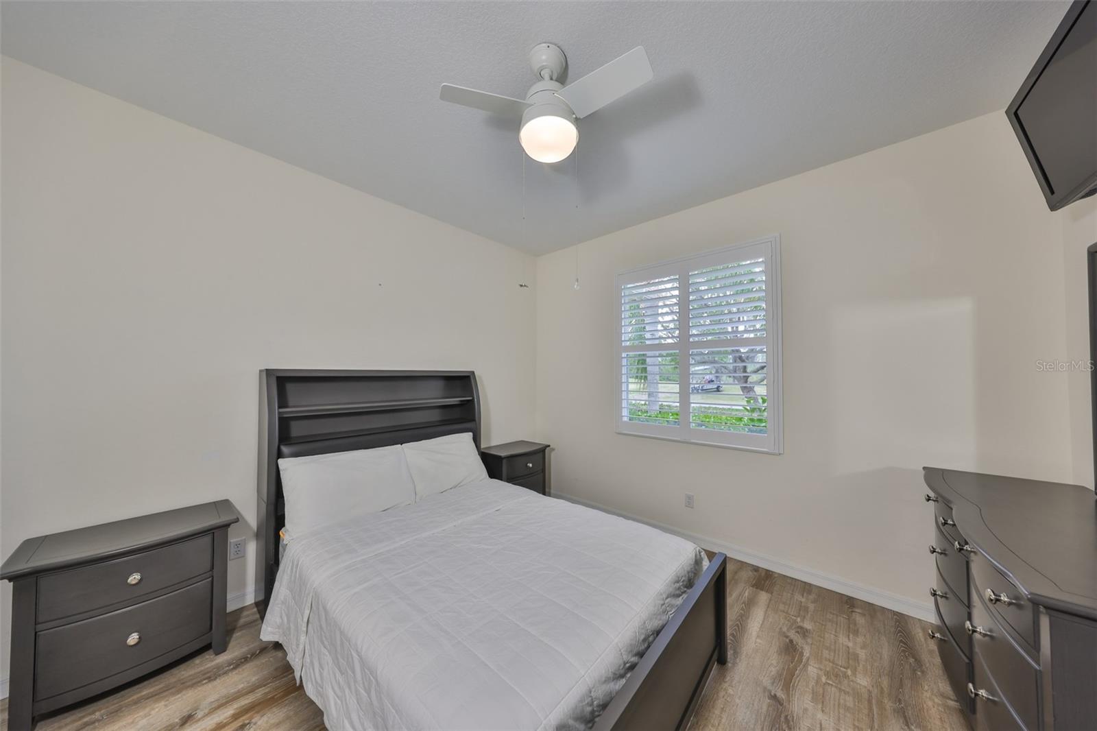 1916 INVERNESS GREENS DR, SUN CITY CENTER, FL, 33573
