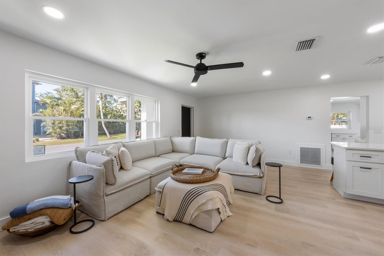 414 79TH ST, HOLMES BEACH, FL, 34217
