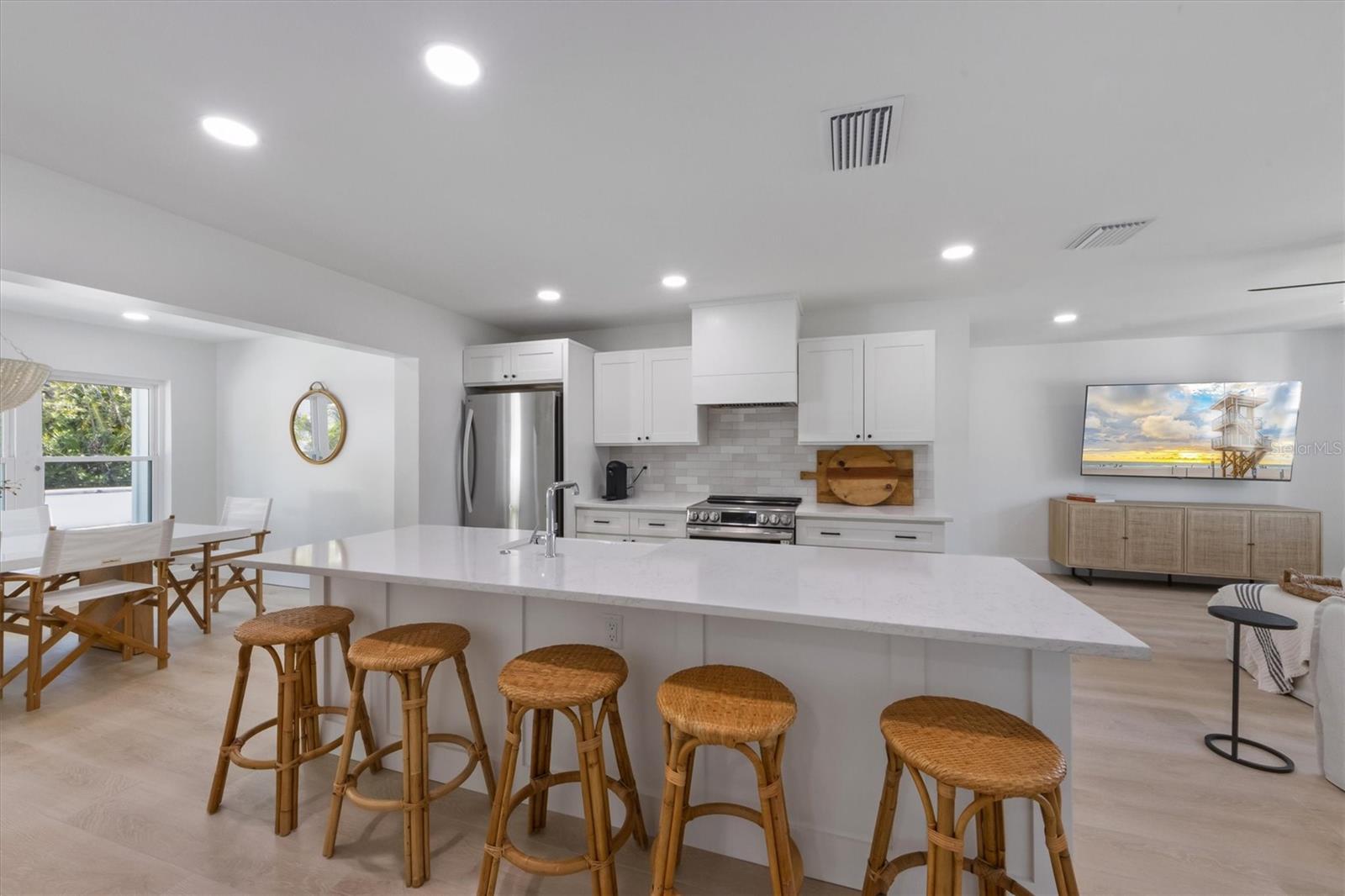 414 79TH ST, HOLMES BEACH, FL, 34217