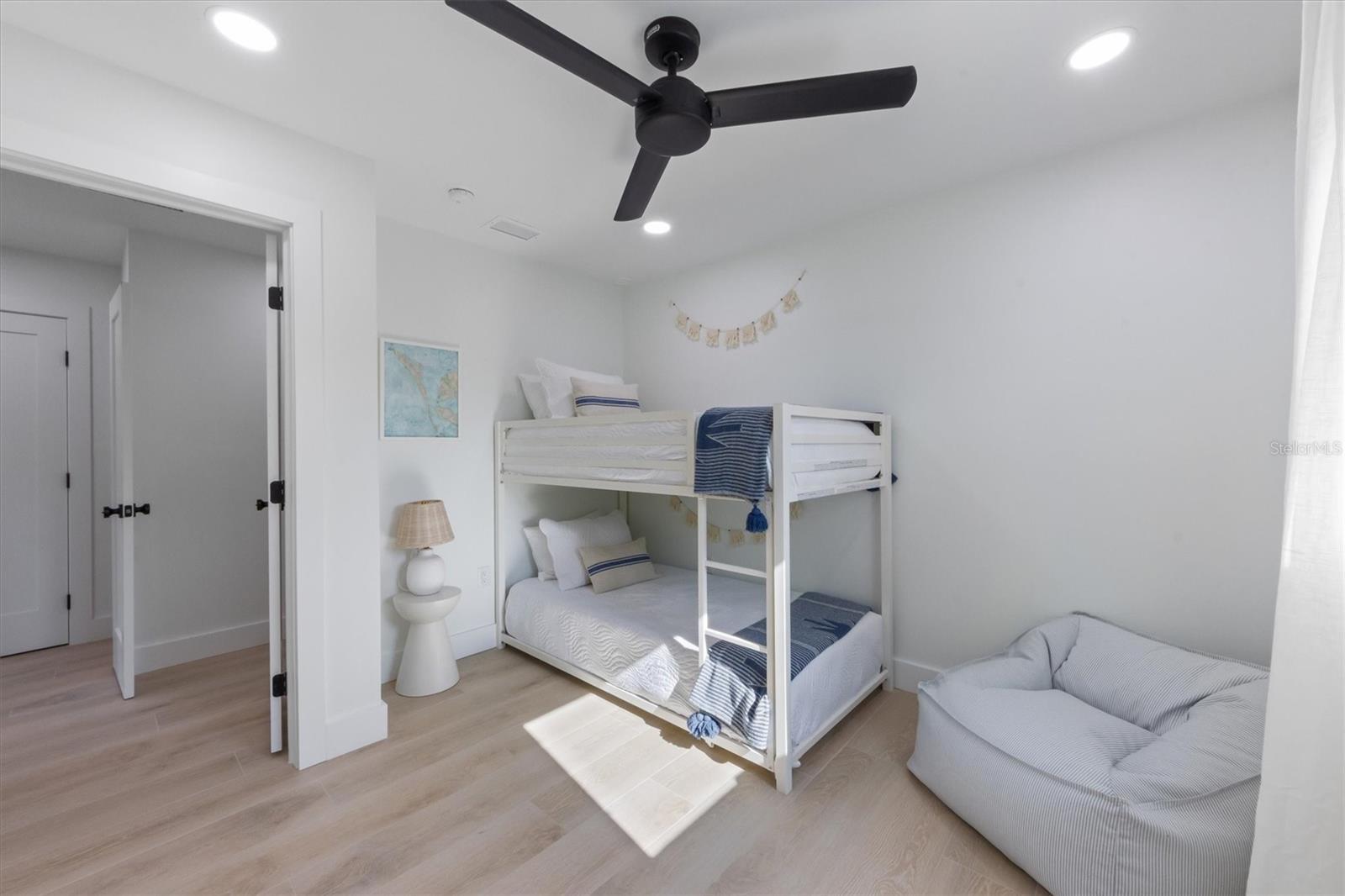 414 79TH ST, HOLMES BEACH, FL, 34217