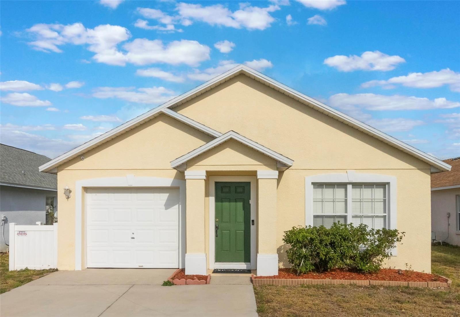 242 SONJA CIR, DAVENPORT, FL, 33897