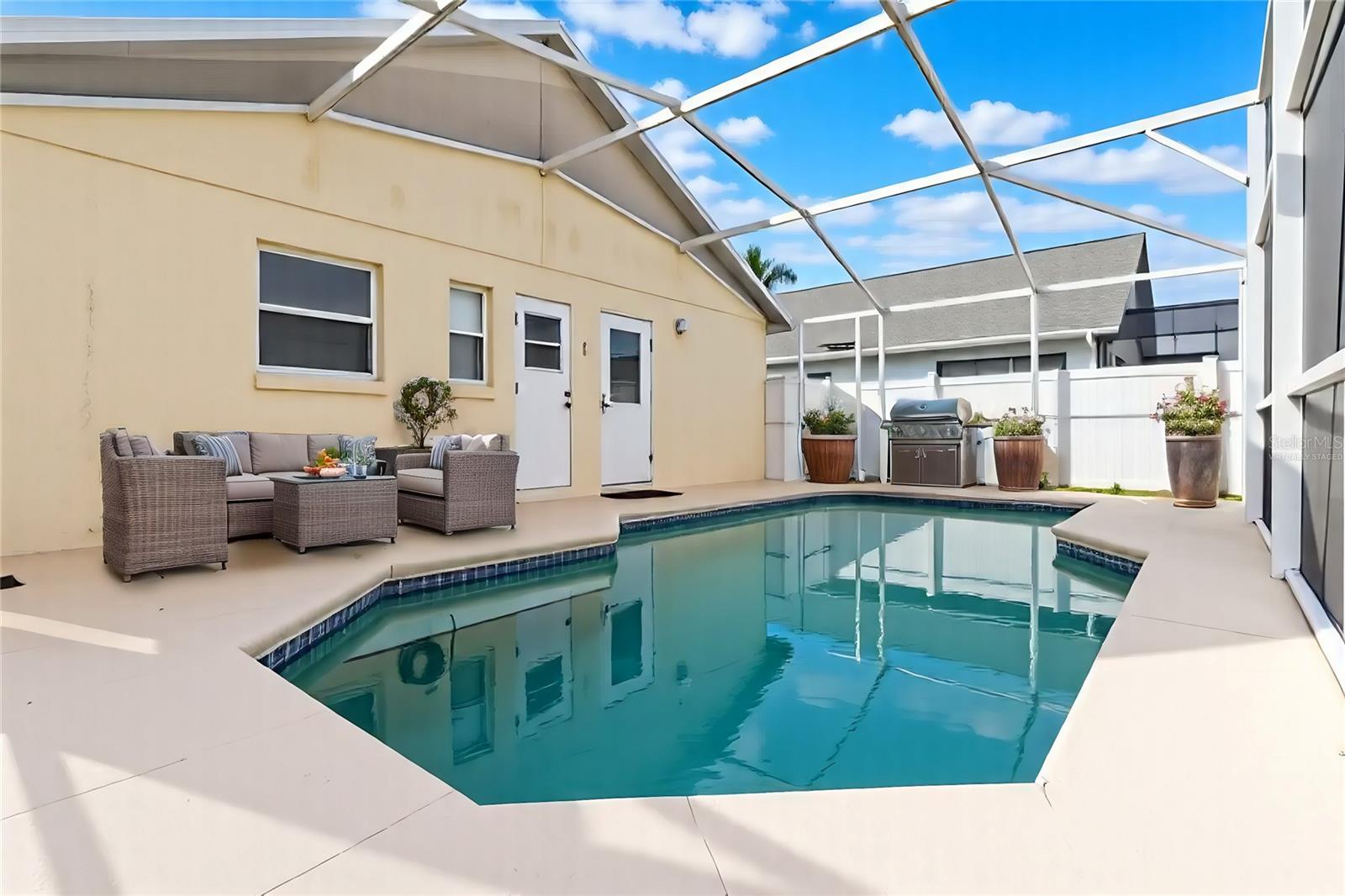 242 SONJA CIR, DAVENPORT, FL, 33897