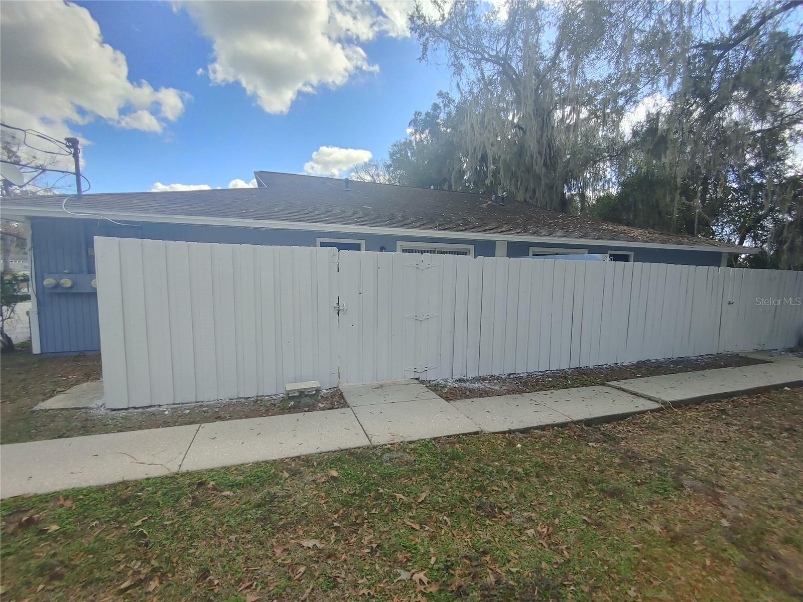 1870 SE 40TH STREET RD #1, OCALA, FL, 34480